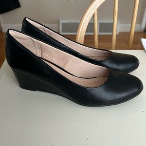 Black Wedge Heels